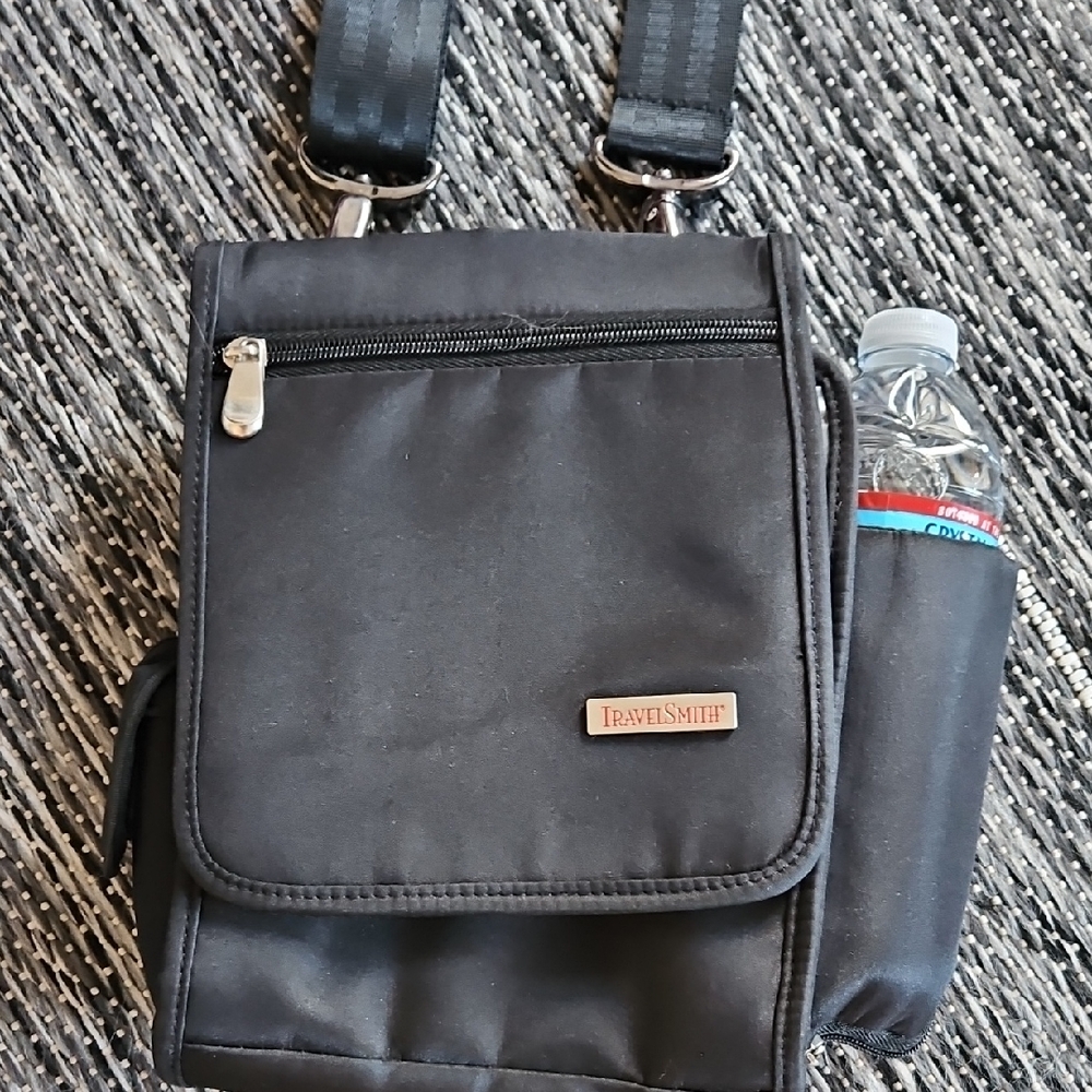 TravelSmith Black Messenger Bag with Durable Fabric and Crossbody Strap (UNISEX)